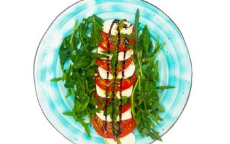 Салат «Капрезе»