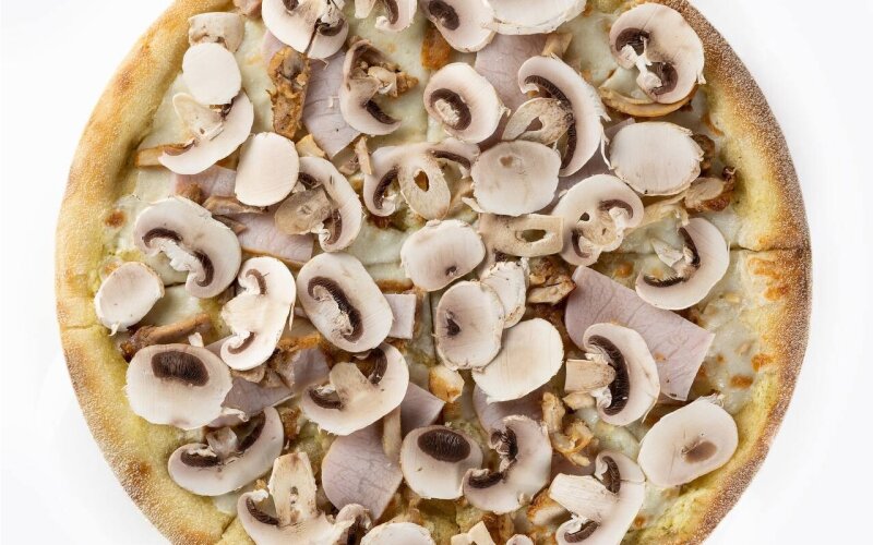 Пицца «Грибная с ветчиной»