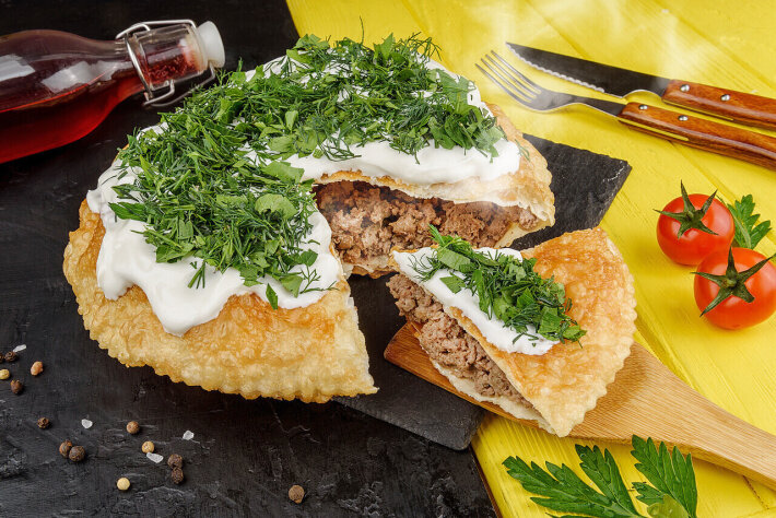 Пирог с говядиной и свининой