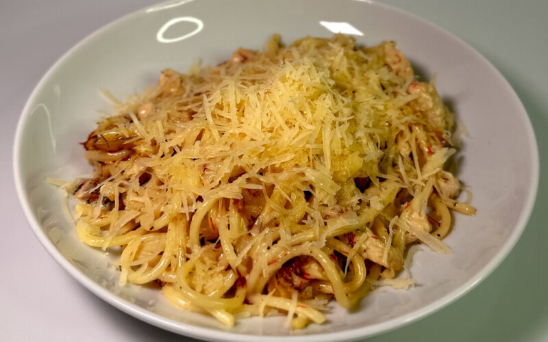 Паста Курица с Шафраном