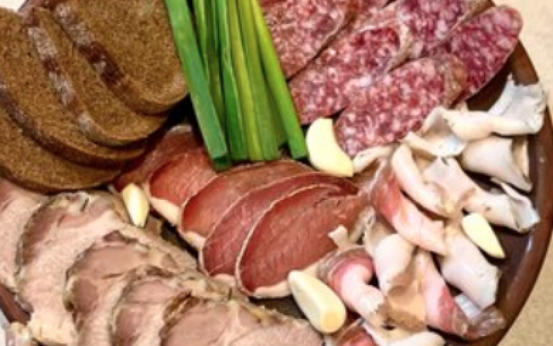Тарелка мясная