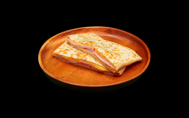 Блинчик с ветчиной и сыром