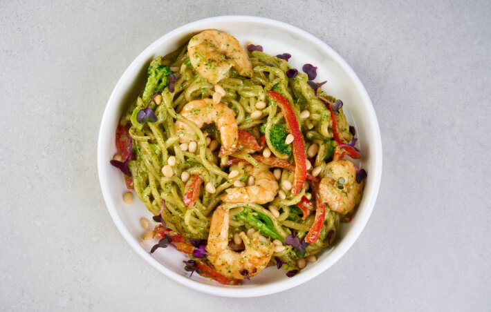 Wok лапша с креветкой