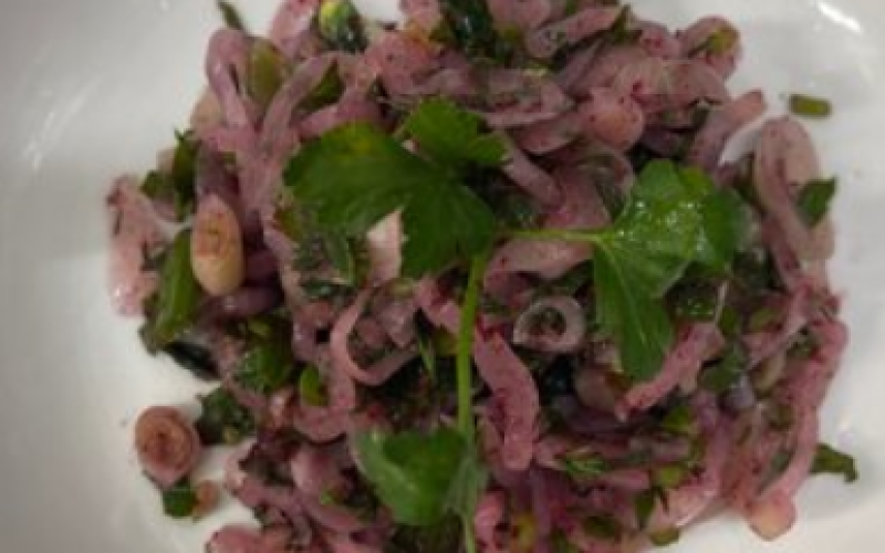 Лук маринованный