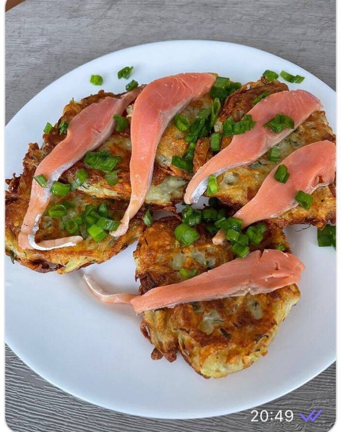 Драники с красной рыбой