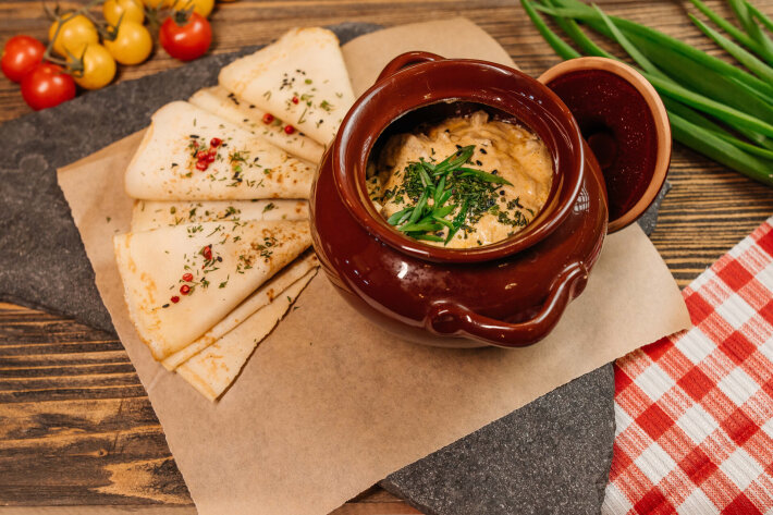 Мачанка с блинами