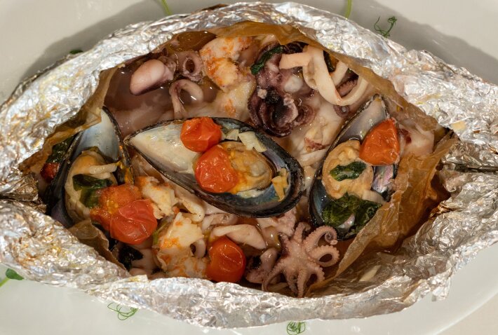 Морепродукты Cartoccio di mare