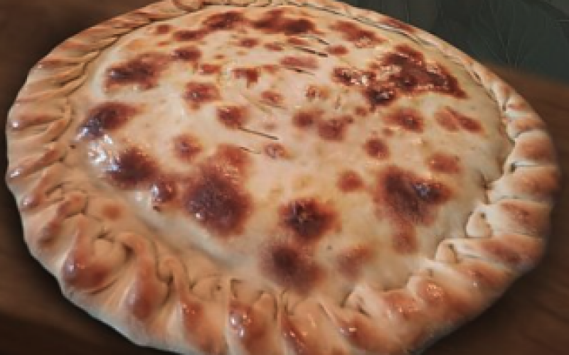 Пирог «Сытный охотник»