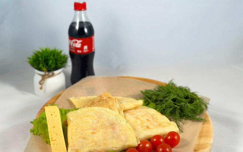 Блинчик с ветчиной и сыром