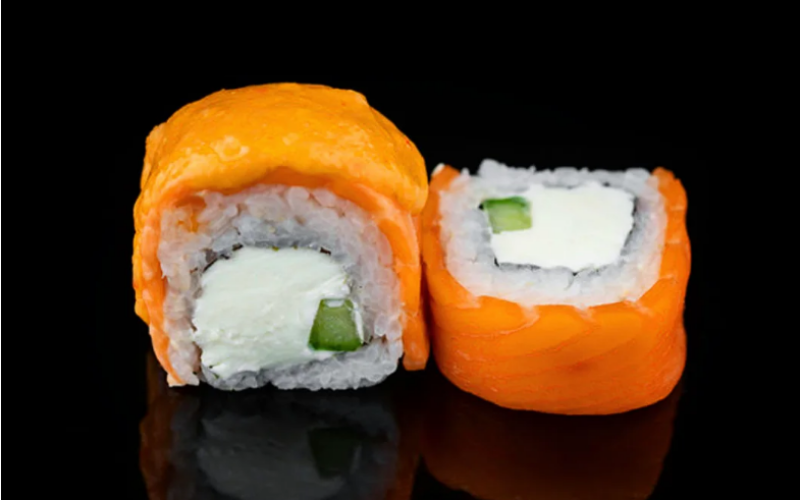 Ролл «Запечённая Филадельфия»