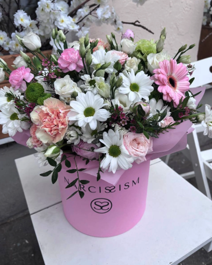 Нежная шляпная коробка