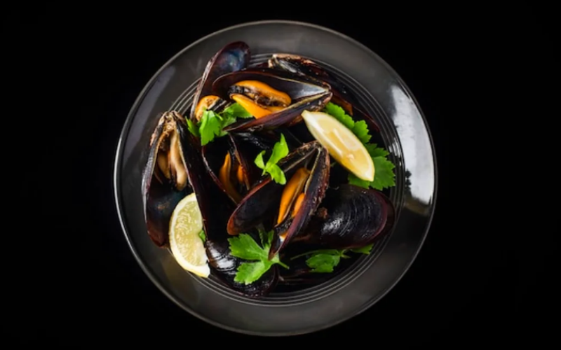 Мидии в белом вине