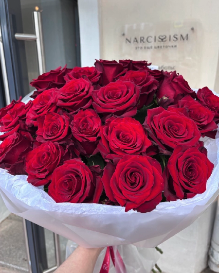 Букет из красных роз