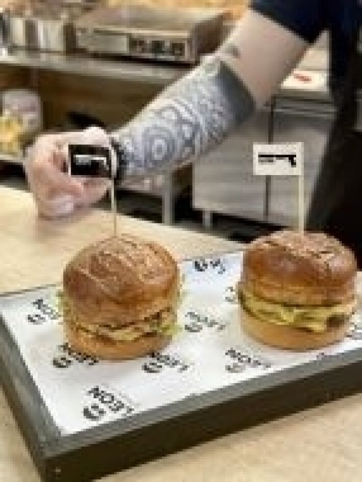 Бургер мини чиз