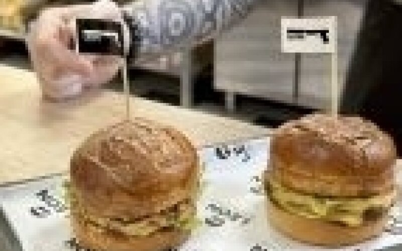 Бургер мини чиз