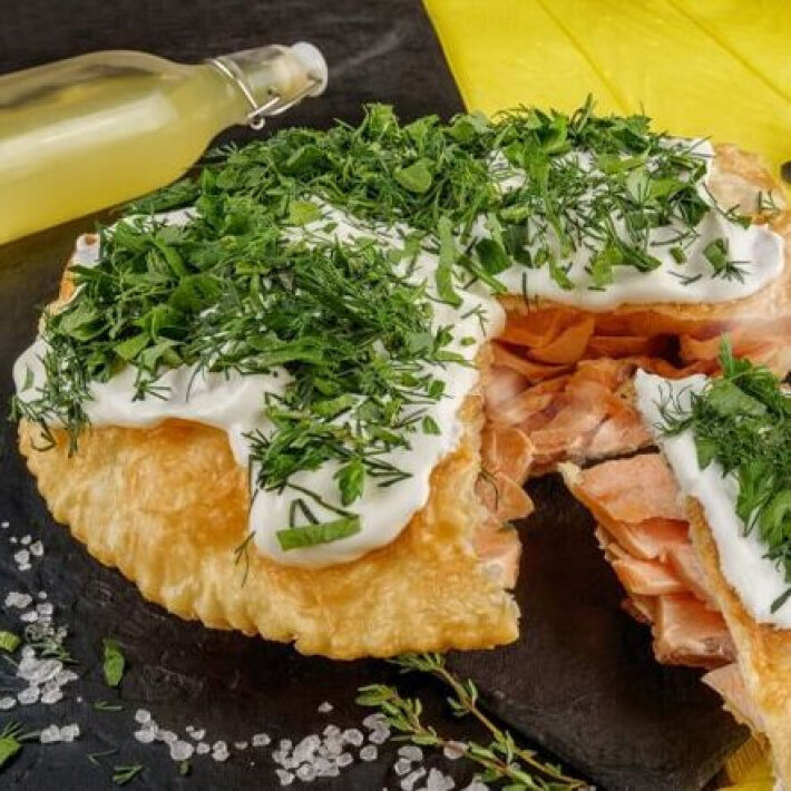 Чебурек-пирог с красной рыбой