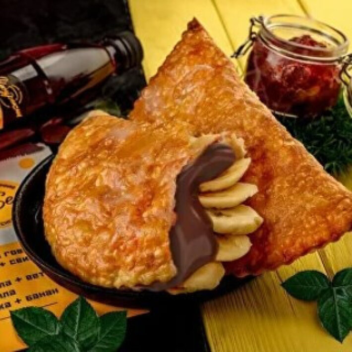 Чебурек с нутеллой и бананом