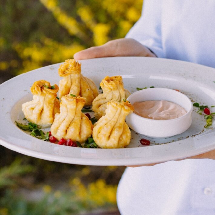 Жареные Калакури с говядиной и зеленью