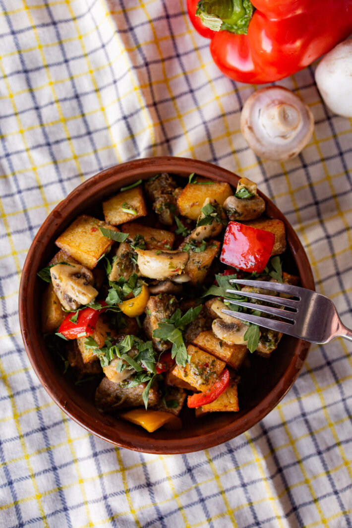 Оджахури со свининой и грибами