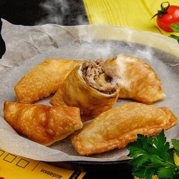 Мини чебуреки с говядиной и свининой