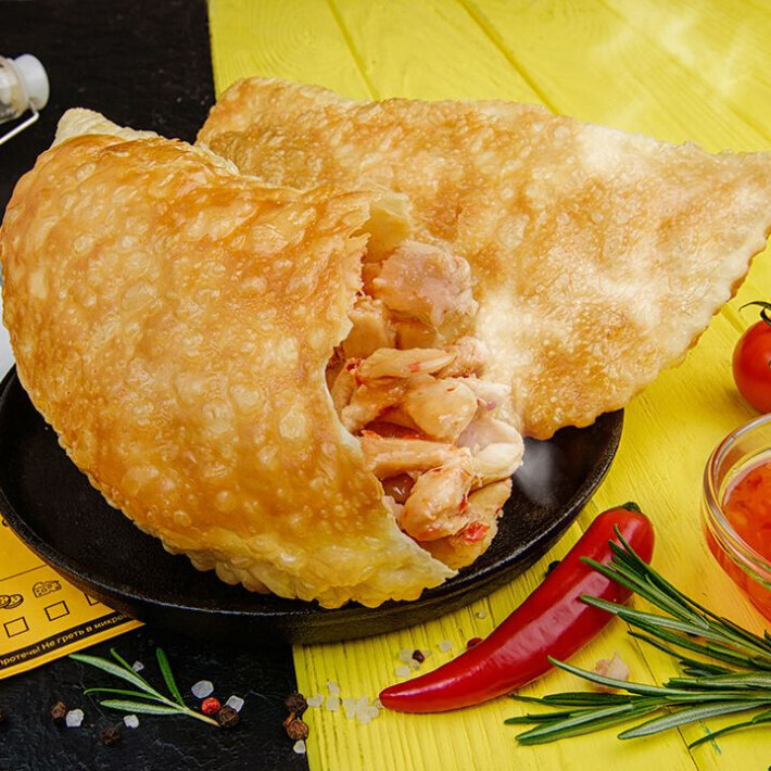 Чебурек с курицей «По-азиатски»