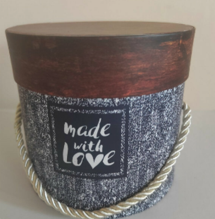 Коробка «Made with Love»