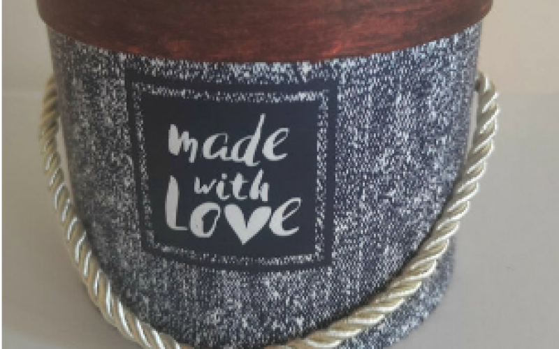 Коробка «Made with Love»