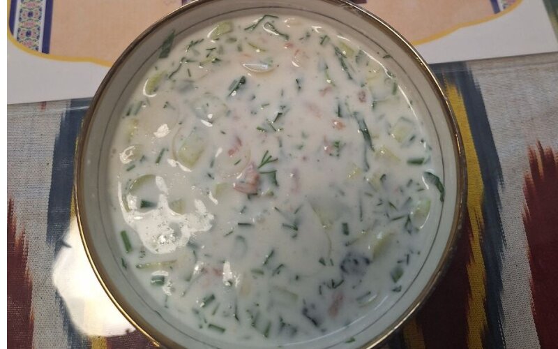 Узбекский айран с мясом говядины и зеленью