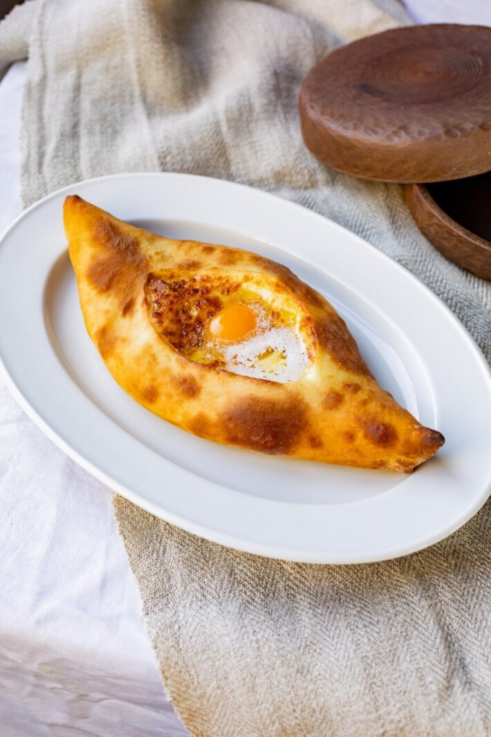 Хачапури по-аджарски