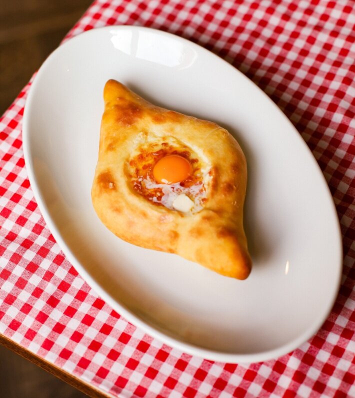 Мини-аджарский с перепелиным яйцом