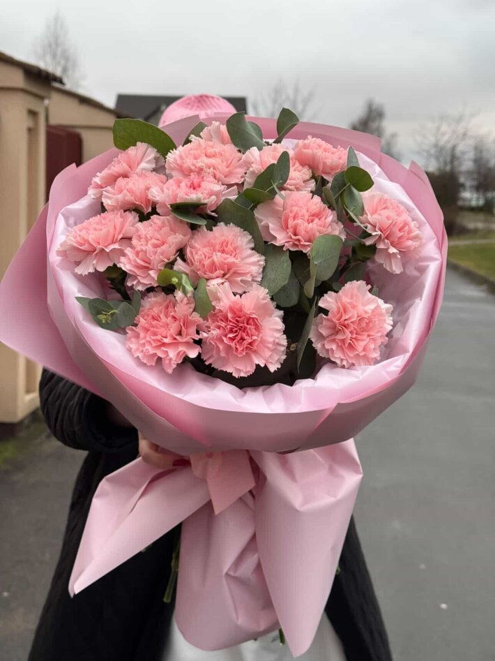 Букет из розовой гвоздики