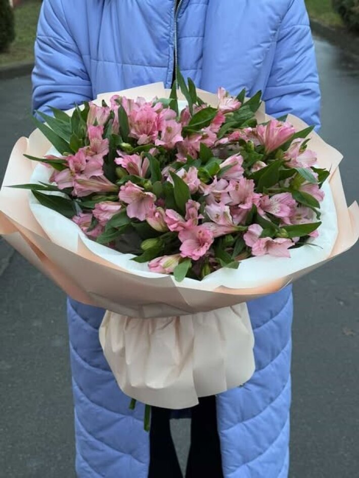 Букет из Альстромерии