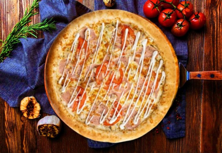 Пицца «Ранч с курицей и ветчиной»