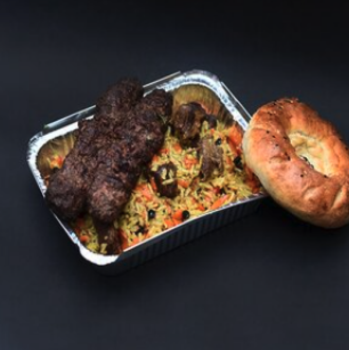 Плов с говядиной и люля-кебаб