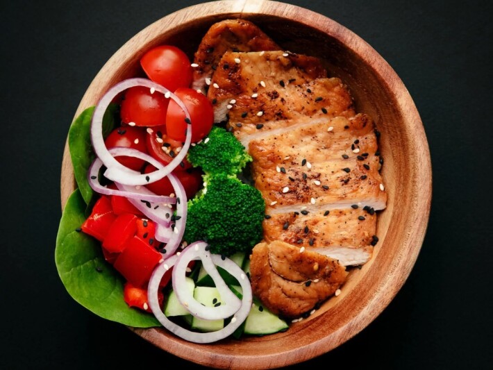 Поке с цыпленком