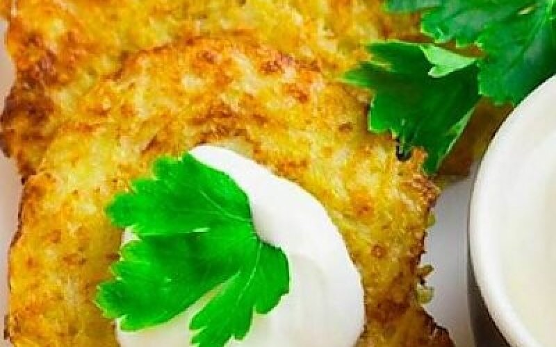 Драники со сметаной