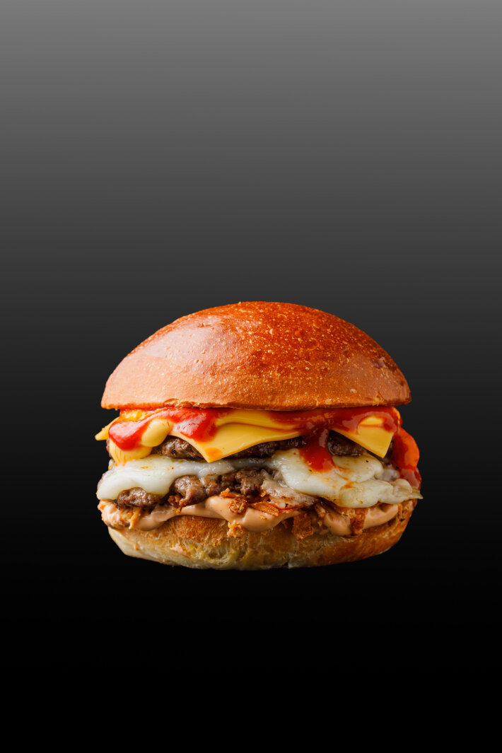 Двойной сырный бургер с говядиной