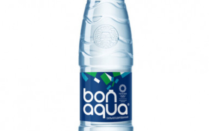 Вода питьевая «BonAqua» сильногазированная