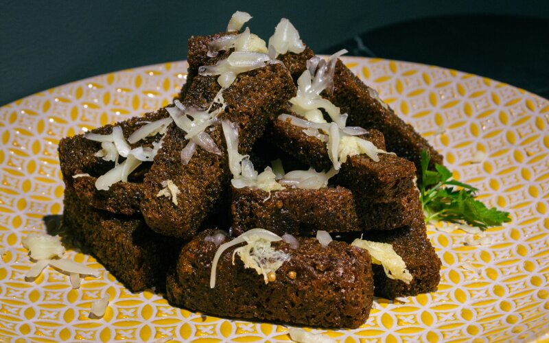 Гренки с сыром и чесноком