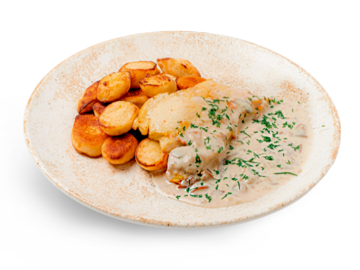 Филе цыплёнка с ньокками и грибным соусом