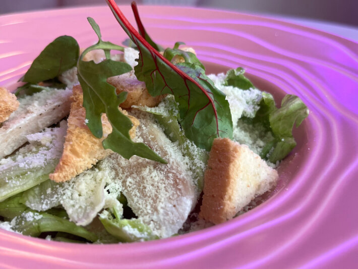 Салат «Цезарь с курицей»