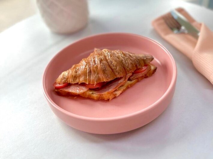 Круассан с индейкой