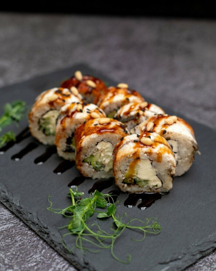 Ролл черный дракон