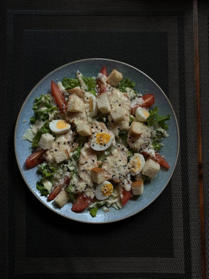 Салат «Цезарь» с курицей