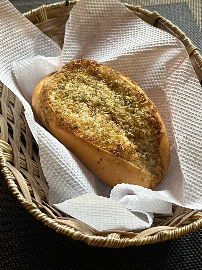 Чесночная булочка