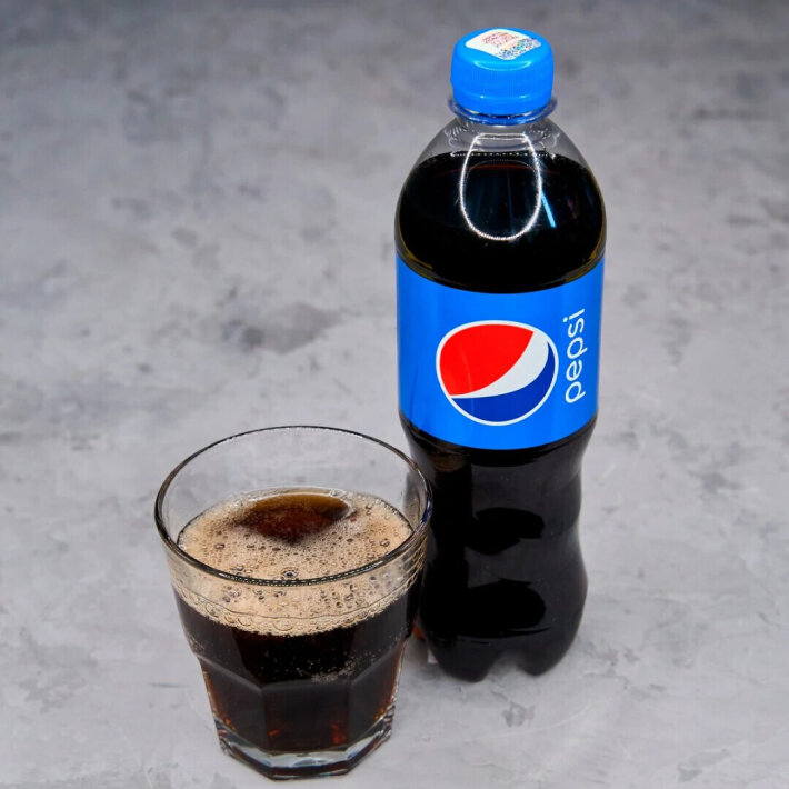 Газированный напиток «Pepsi»