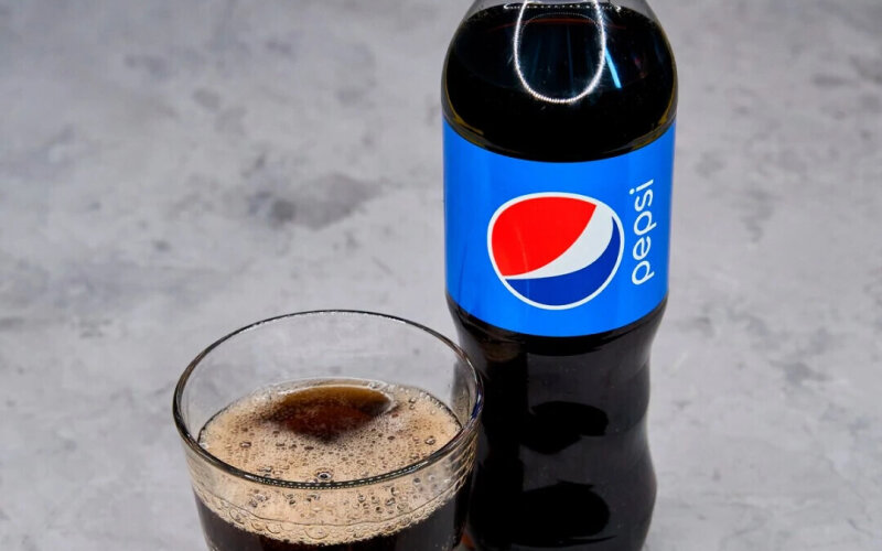 Газированный напиток «Pepsi»