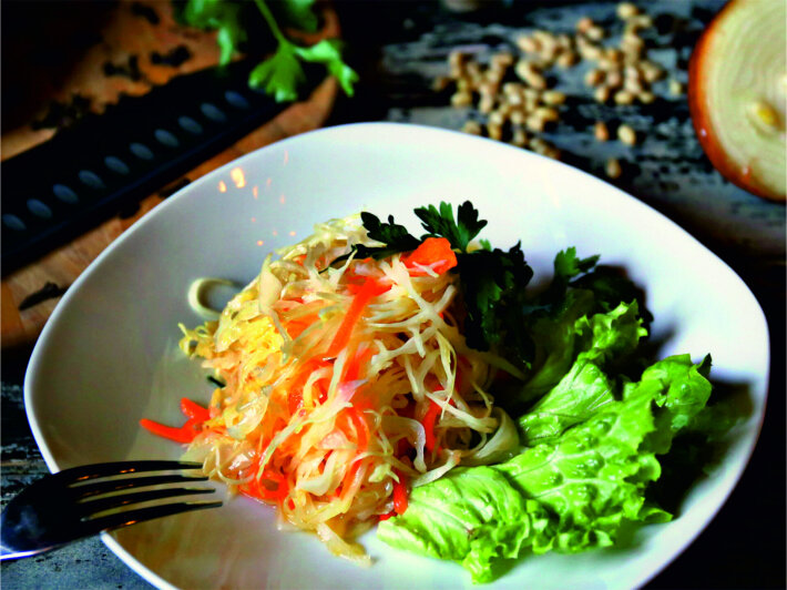 Салат из капусты «Витаминный»