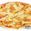 Пицца с ананасом и помидорами