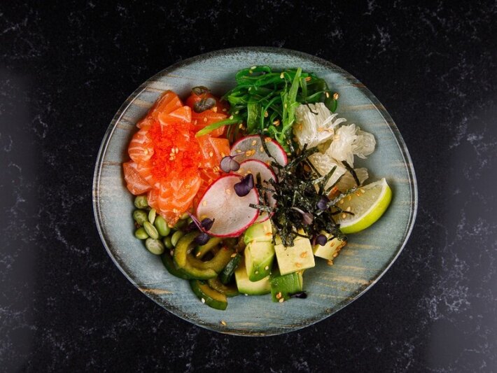 Поке с лососем